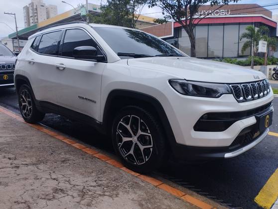 JEEP COMPASS 1.3 T270 TURBO FLEX LONGITUDE AT6 JEEP COMPASS 1.3 T270 TURBO FLEX LONGITUDE AT6